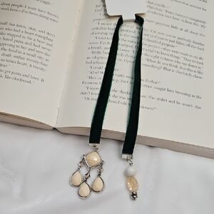 Handmade Dark Green Velvet Ribbon Cream Beaded Bookmark Cream Pendant Charm